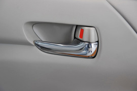 2008款丰田普瑞维亚3.5L豪华型到店实拍