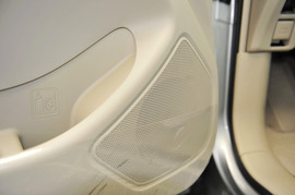 2008款丰田普瑞维亚3.5L豪华型到店实拍