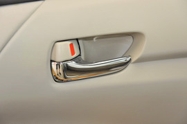 2008款丰田普瑞维亚3.5L豪华型到店实拍