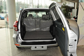 2010款丰田RAV4自动豪华版到店实拍