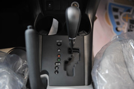 2010款丰田RAV4自动豪华版到店实拍