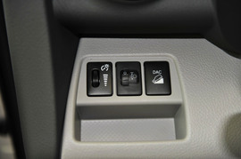 2010款丰田RAV4自动豪华版到店实拍