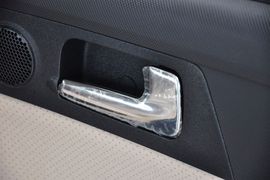 2011款中华骏捷FSV新锐版1.5AT豪华型到店实拍