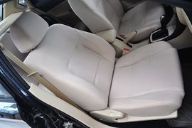 2011款中华骏捷FSV新锐版1.5AT豪华型到店实拍