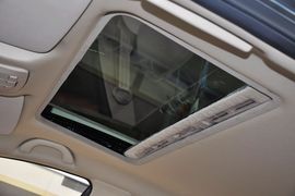 2011款中华骏捷FSV新锐版1.5AT豪华型到店实拍