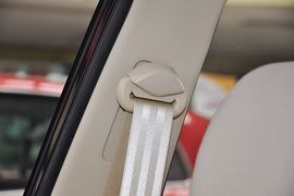 2011款中华骏捷FSV新锐版1.5AT豪华型到店实拍