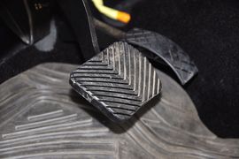 2011款中华骏捷FSV新锐版1.5AT豪华型到店实拍