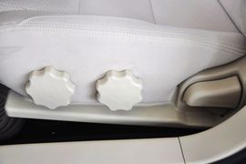 2011款中华骏捷FSV新锐版1.5AT豪华型到店实拍