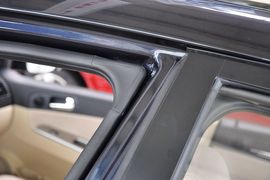 2011款中华骏捷FSV新锐版1.5AT豪华型到店实拍