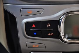 2011款中华骏捷FSV新锐版1.5AT豪华型到店实拍