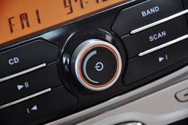 2011款中华骏捷FSV新锐版1.5AT豪华型到店实拍