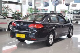2011款中华骏捷FSV新锐版1.5AT豪华型到店实拍
