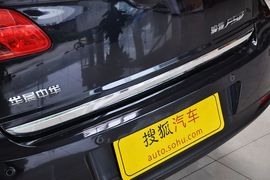 2011款中华骏捷FSV新锐版1.5AT豪华型到店实拍
