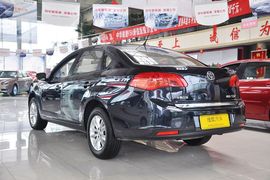 2011款中华骏捷FSV新锐版1.5AT豪华型到店实拍