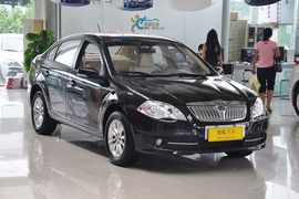 2011款中华骏捷FSV新锐版1.5AT豪华型到店实拍