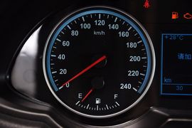 2011款中华H530