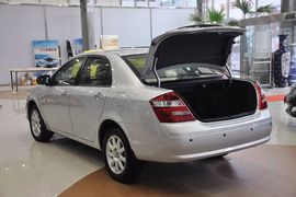 2011款英伦SC7（海景）1.5L手动新锐版标准型实拍