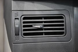 2011款英伦SC7（海景）1.5L手动新锐版标准型实拍
