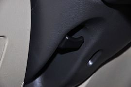 2011款英伦SC7（海景）1.8L手动新锐版舒适型实拍