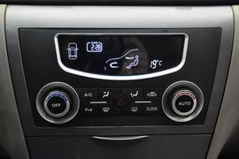 2011款英伦SC7（海景）1.8L手动新锐版舒适型实拍