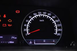 2011款英伦SC7（海景）1.8L手动新锐版舒适型实拍