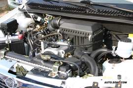 1.3L众泰2008内饰