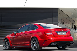2012奔驰C63AMG