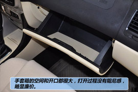 2011款中华骏捷FSV新锐版1.5AT豪华型到店实拍