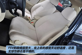 2011款中华骏捷FSV新锐版1.5AT豪华型到店实拍