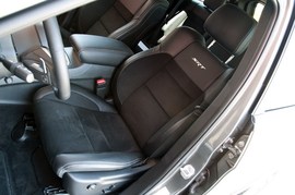 2012款Jeep大切诺基SRT8海外实拍