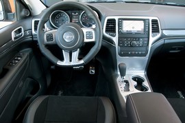 2012款Jeep大切诺基SRT8海外实拍