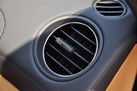 2011款奔驰SL300