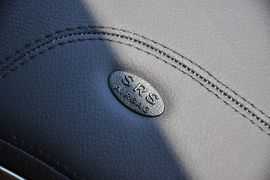 2011款奔驰SL300