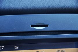 2011款奔驰SL300