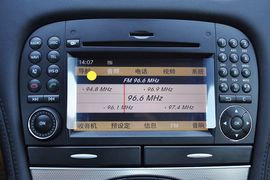 2011款奔驰SL300