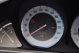 2011款奔驰SL300