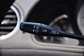 2011款奔驰SL300
