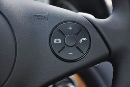 2011款奔驰SL300