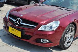 2011款奔驰SL300