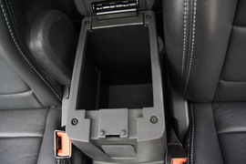 2011款Jeep新指南者2.4L