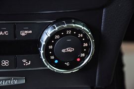 2011款奔驰C200豪华运动旅行版