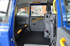 英伦TX4
