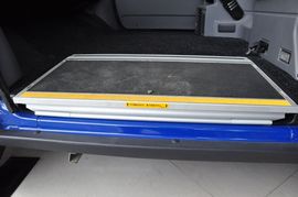英伦TX4