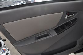 2010款英伦金刚1.5L手动无敌型实拍