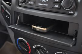 2010款英伦金刚1.5L手动无敌型实拍