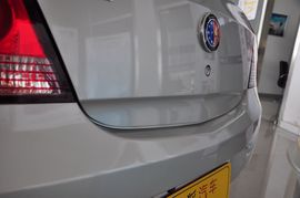 2010款英伦金刚1.5L手动无敌型实拍
