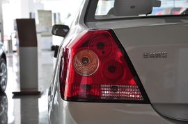 2010款英伦金刚1.5L手动无敌型实拍