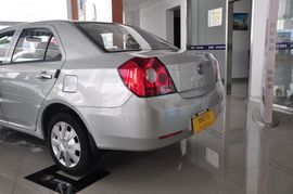 2010款英伦金刚1.5L手动无敌型实拍