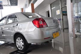 2010款英伦金刚1.5L手动无敌型实拍