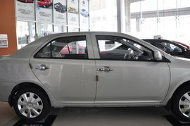 2010款英伦金刚1.5L手动无敌型实拍